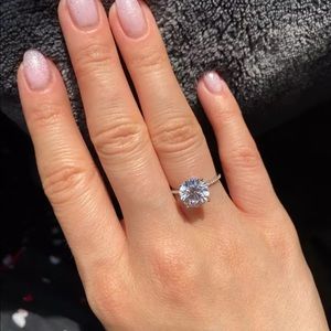 New 3ct diamonds 925 silver ring